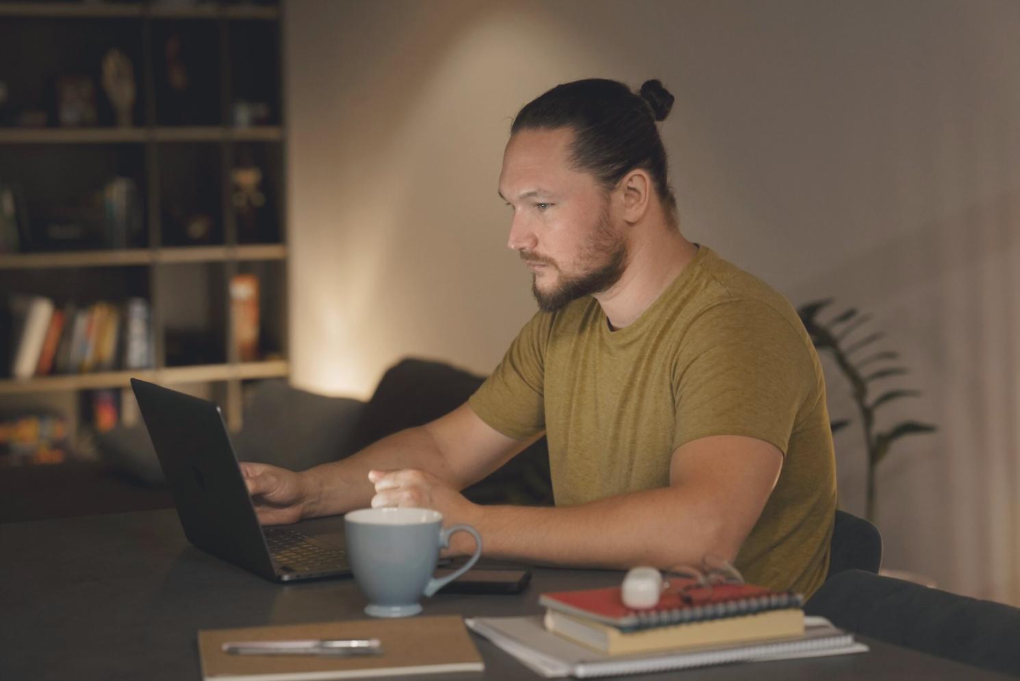 Научные исследования и методики работы с денежным мышлением